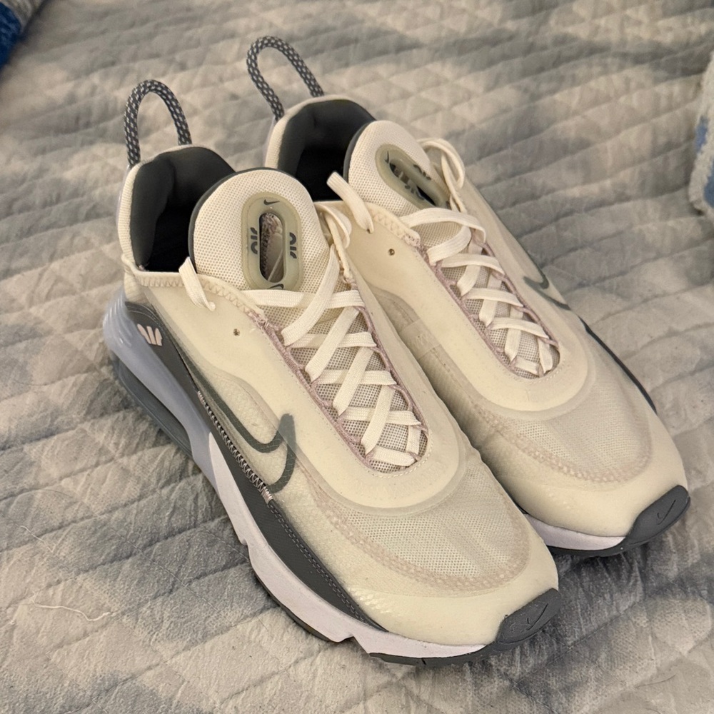 Nike Cream and Gray Athletic Shoes